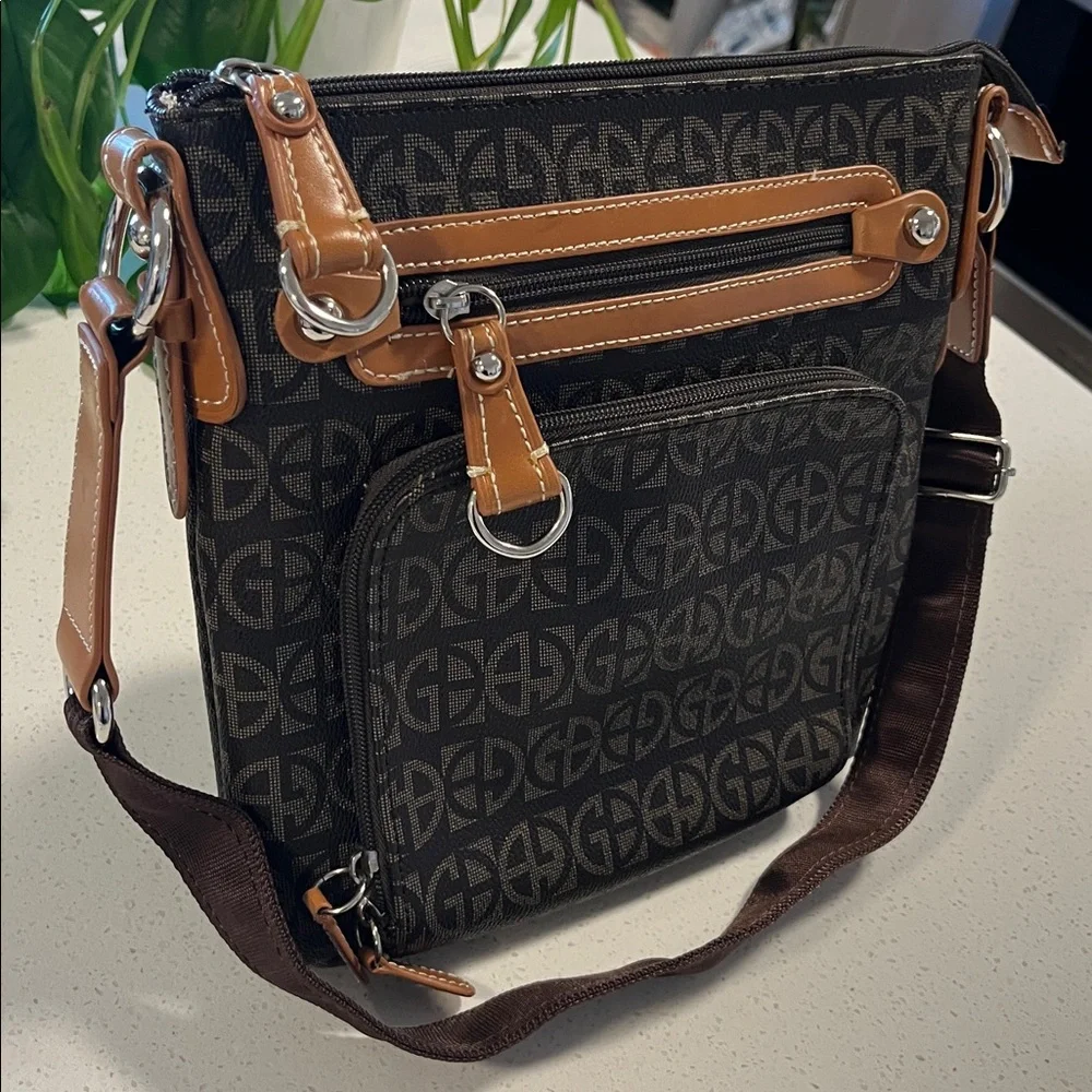 Giani Bernini Black and Brown Messenger Bag